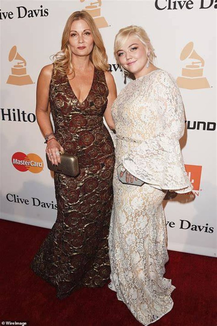 Elle King Mom